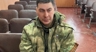 Rus Askerleri , Ukrayna Karakoluna Ödünç Yakıt İstemeye Gitti