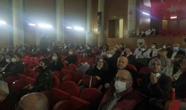 Sağlık Bilimleri Üniversitesi Rektörü Erdöl: &quot; Bunların peşini bırakmamamız ve mücadele etmemiz lazım&quot;