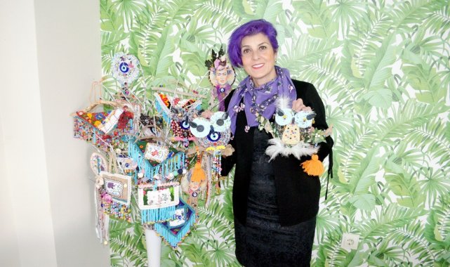 Sahilden topladığı odunları sanat eserine dönüştürüyor