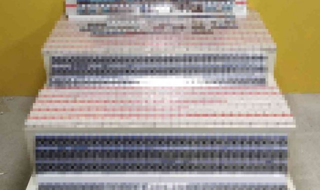 Sakarya'da 5 ayrı adrese operasyon: Bin 772 paket gümrük kaçağı sigara ele geçirildi