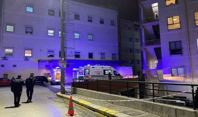 Sakarya'da hastane önünde hareketli dakikalar