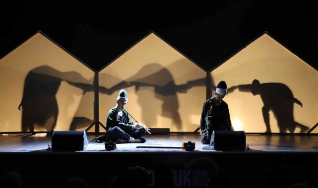 Şanlıurfa'da gençler buğday tanesi oyununu sahneledi