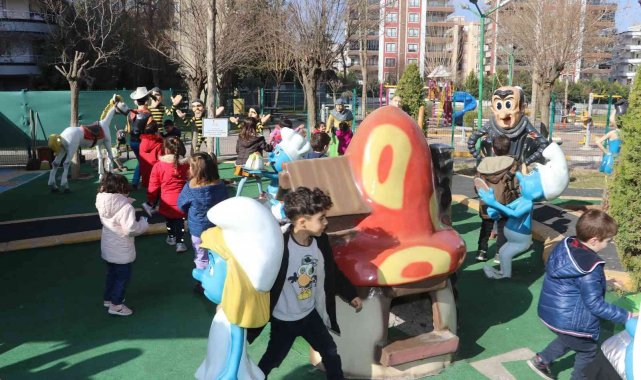 Şanlıurfa'da minik misafirler oyuncak müzesini gezdi