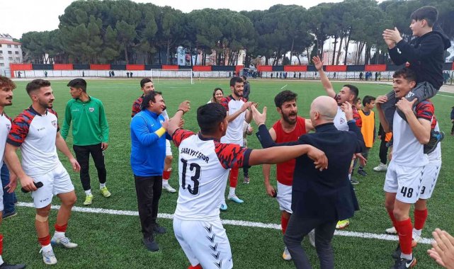 Sarayköyspor evinde rahat kazandı