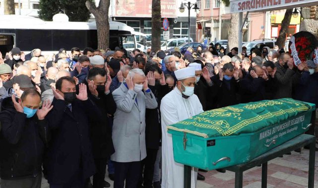 Saruhanlı eski belediye başkanı Halil Yaralı toprağa verildi