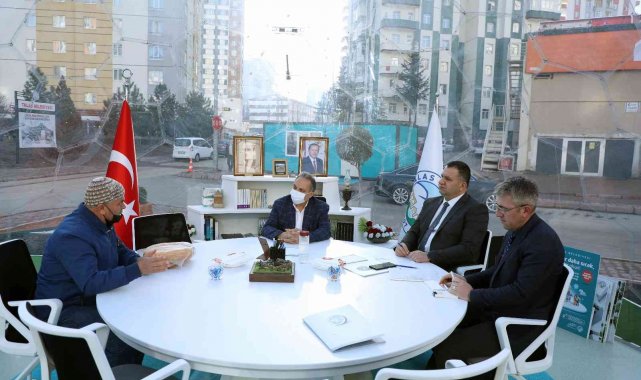 Şeffaf Oda'da yüzler gülüyor