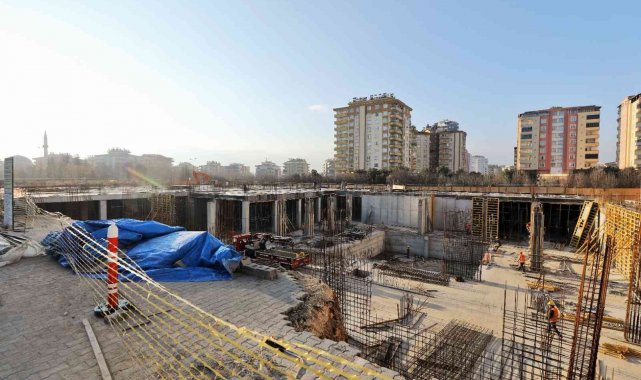 Şehitkamil Sahnesi, yükselmeye devam ediyor