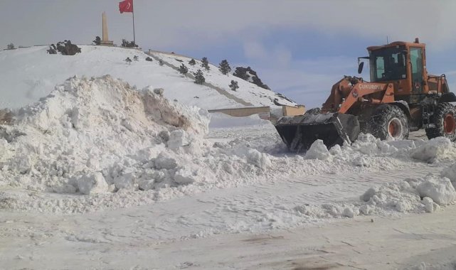 Şehitlere saygı yürüyüşü için Kop Dağı'nın yolları açılıyor