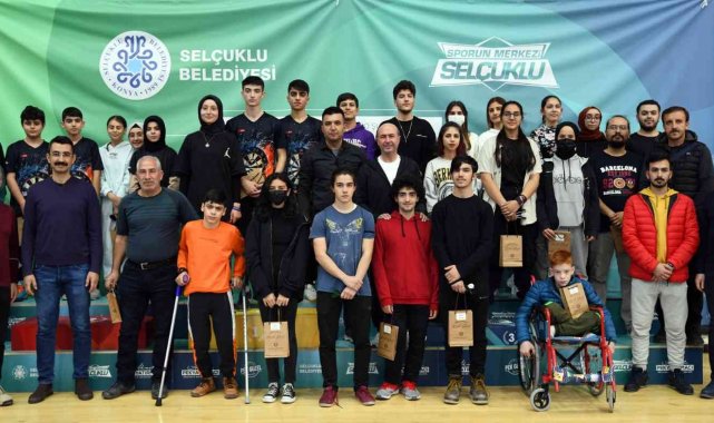 Selçuklu Belediyesi dart turnuvasında ödüller sahiplerini buldu