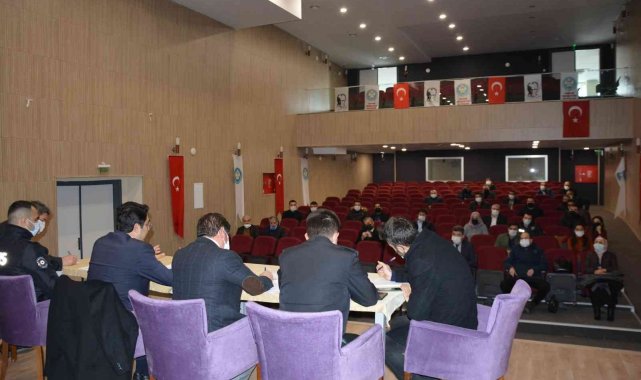 Selendi'de 'Eğitimde 2. dönem toplantısı' gerçekleştirildi