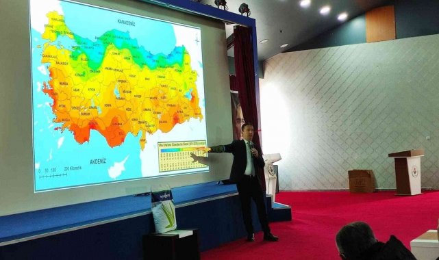 Selim'de silajlık mısır ve ayçiçeği masaya yatırıldı