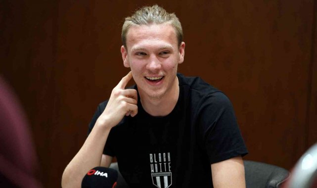 Serdar Saatçı: "Şampiyonlar Ligi müziğini duyunca heyecanım tavan yaptı"