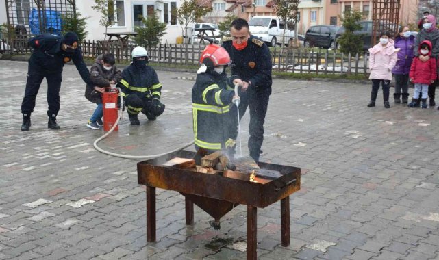 Sevgi Evleri çocuklarından belediye ve itfaiyeye ziyaret