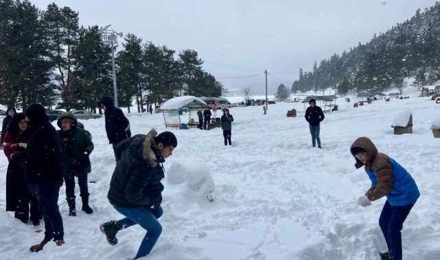Sevgi evlerindeki çocuklar Abant&#039;ta bir araya geldi