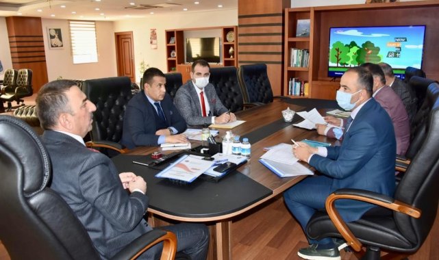 Siirt Valisi Hacıbektaşoğlu, başkanlığında yatırım değerlendirme toplantısı yapıldı