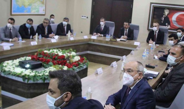 Siirt'te genişletilmiş il pandemi kurulu toplantısı yapıldı