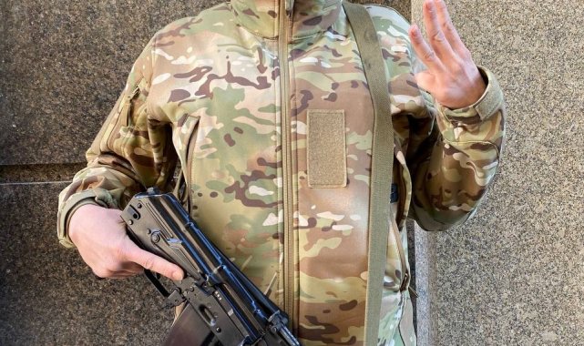 Silahlanarak ordusuna destek veren Ukraynalı milletvekili Buimister'dan Türkiye'ye teşekkür