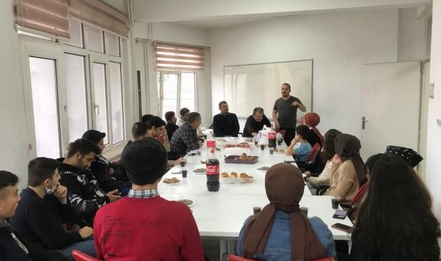 Simav İlçe Müftülüğü&#039;nden, &quot;İslam&#039;ın aileye verdiği önem&quot; konulu sohbet