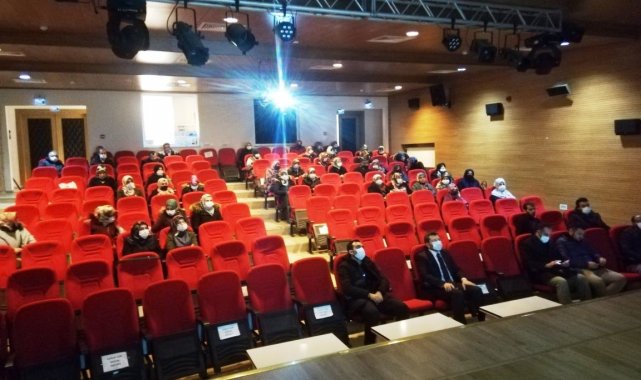 Simav'da Kur'an Kursu Öğreticilerine "Çocuk İhmal ve İstismarı" konulu seminer