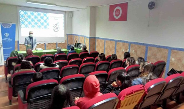 Simav'da Mevlid-i Nebi yarışmasına katılacak öğrenciler bilgilendirildi