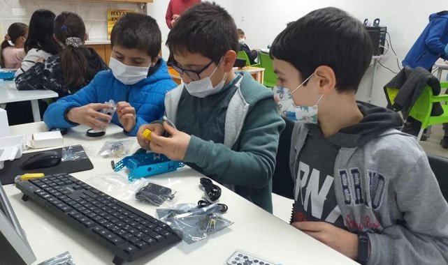Simav'da Temel Robotik ve Kodlama kursu