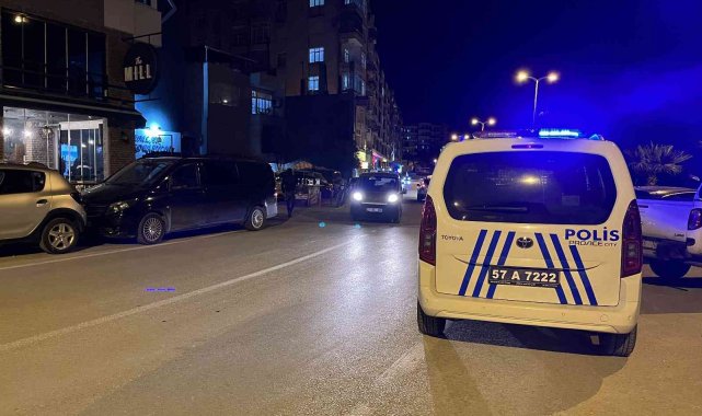 Sinop&#039;ta birlikte oturduğu arkadaşını yanlışlıkla vurdu