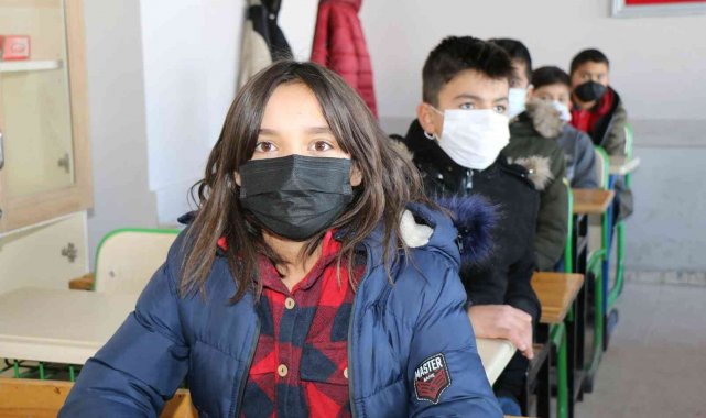 Sivas'ta derslik başına 16 öğrenci düşüyor