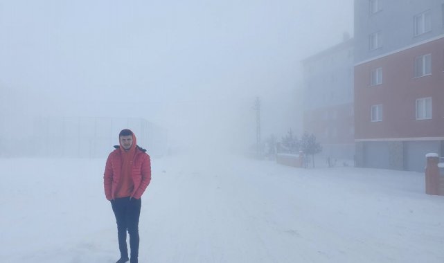 Sivas'ta sis etkili oldu, göz gözü görmedi