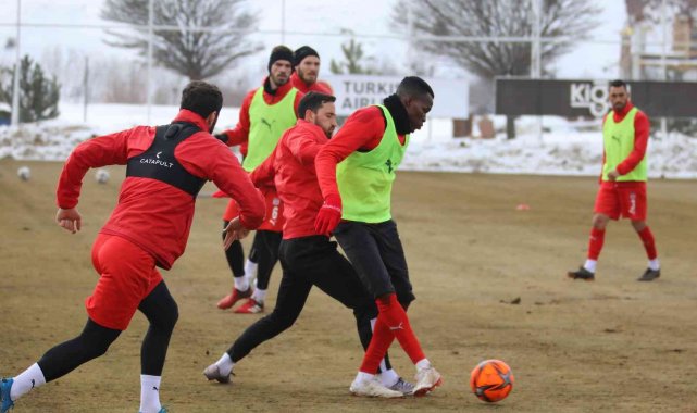 Sivasspor, Gaziantep FK maçına iddialı hazırlanıyor