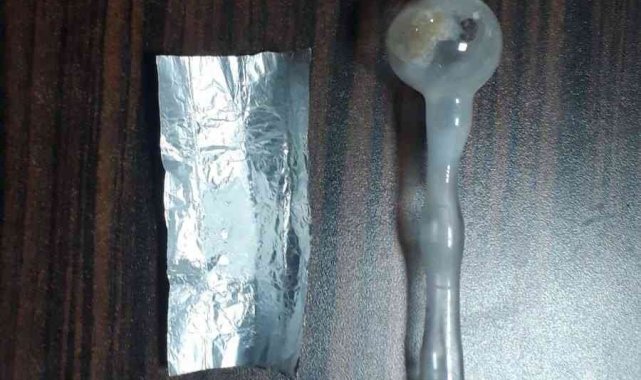 Şüpheli şahsın üzerinde uyuşturucu madde ele geçirildi