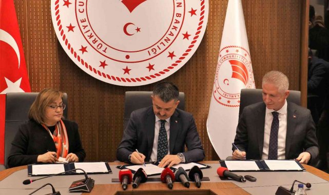 Tarım ve Orman Bakanlığı, TBB ve Gaziantep Büyükşehir Belediyesi arasında Aşılama Protokolü imzalandı