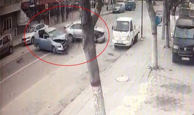 Tekirdağ'da hatalı dönüşün feci kazayla bittiği anlar kamerada