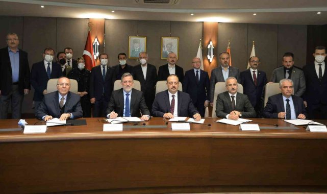 TEKNOSAB otoyol bağlantı kavşağı için imzalar atıldı