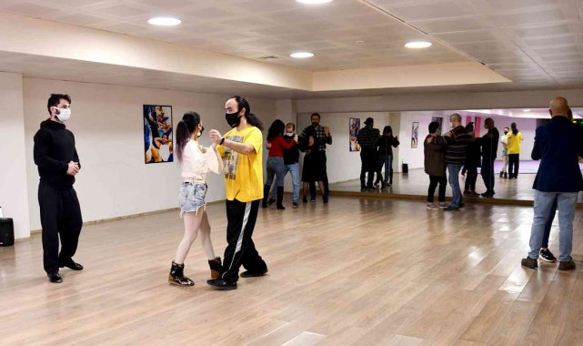 Tepebaşı'ndan tango kursu