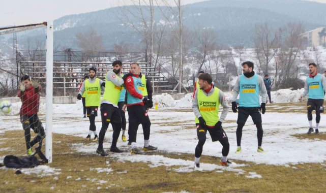 TKİ Tavşanlı Linyitspor ikinci yarıya hazır