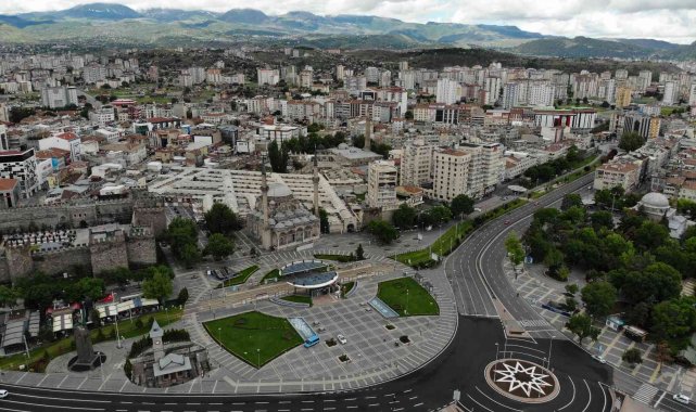 Toplantı, gösteri yürüyüş ve güzergahları yeniden belirlendi