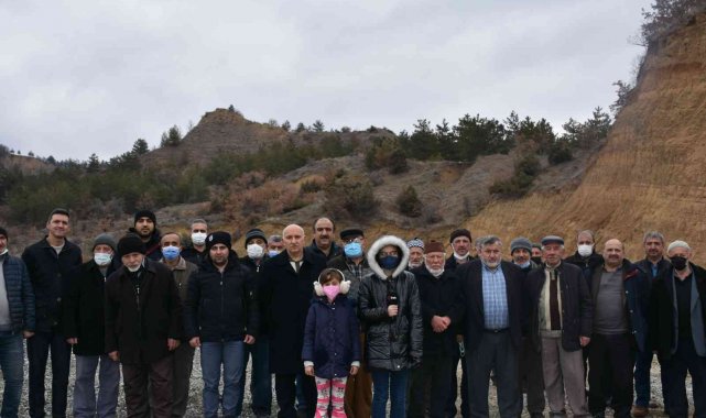 Tosya'da okulu olmayan mahalle sakinlerinden yetkililere çağrı