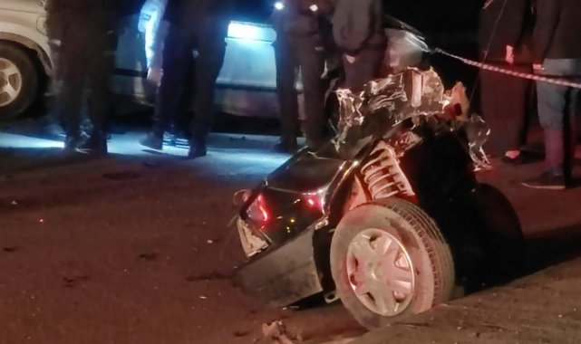 Trabzon&#039;da kazada otomobil 3 parçaya bölündü: 1 ölü, 4 yaralı