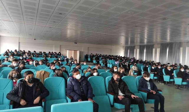 TÜGVA'da eğitimler devam ediyor