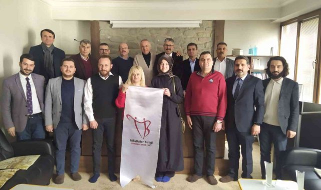 Tüketiciler Birliği'nde Mahmut Şahin güven tazeledi