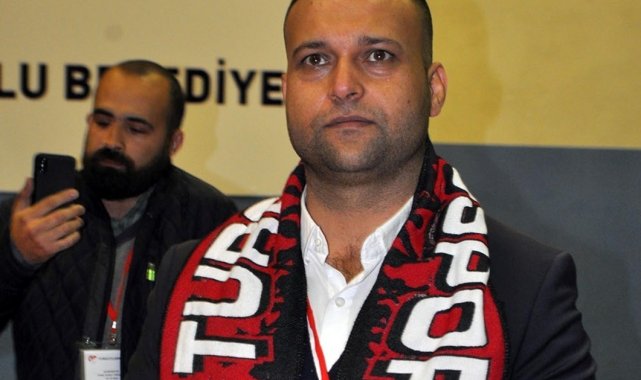 Turgutluspor, futbolcu ve çalışanlarının alacaklarının tamamını ödedi