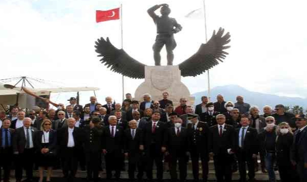 Türk havacılık tarihinin ilk pilotlarından Şehit Fethi Bey Fethiye&#039;de anıldı