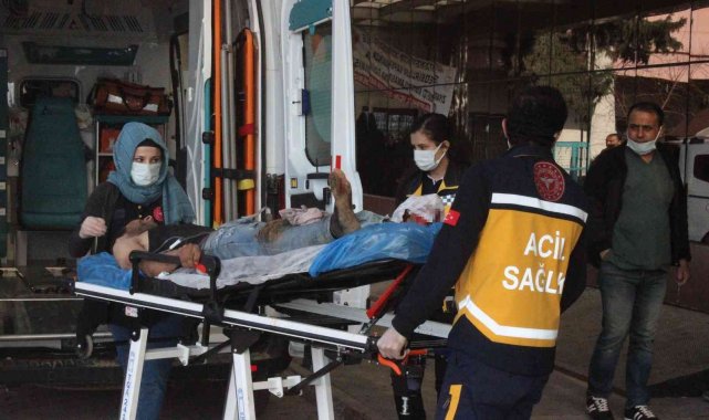 Türkiye'ye kaçak geçiş yapmak isteyen genç mayına bastı