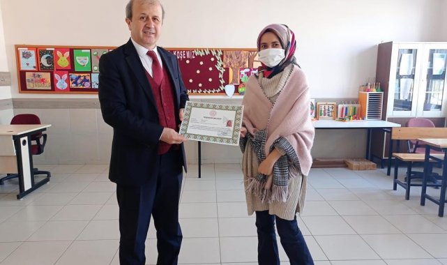 Ücretli öğretmenlere teşekkür belgesi