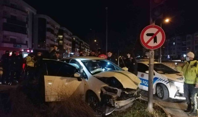 Ula'dan kaçtı, Menteşe'de kaza yaptı