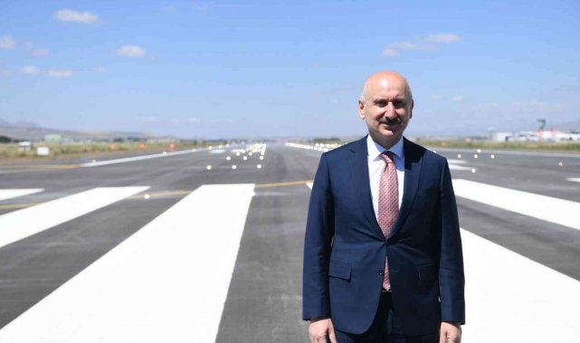 Ulaştırma Bakanı Karaismailoğlu: "Ocakta 9 milyondan fazla yolcu uçtu"