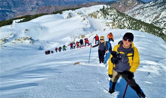 Uludaz Dağı'na zirve tırmanışı