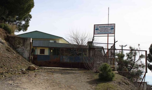 Üreticilere umut olacaktı, şimdi çürümeye terk edildi