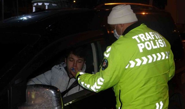 Uşak'ta bin 492 araç sürücüsüne para cezası kesildi