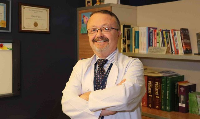 Uzmanlar 12 yaş üstü çocuklara Covid-19 aşısı öneriyor